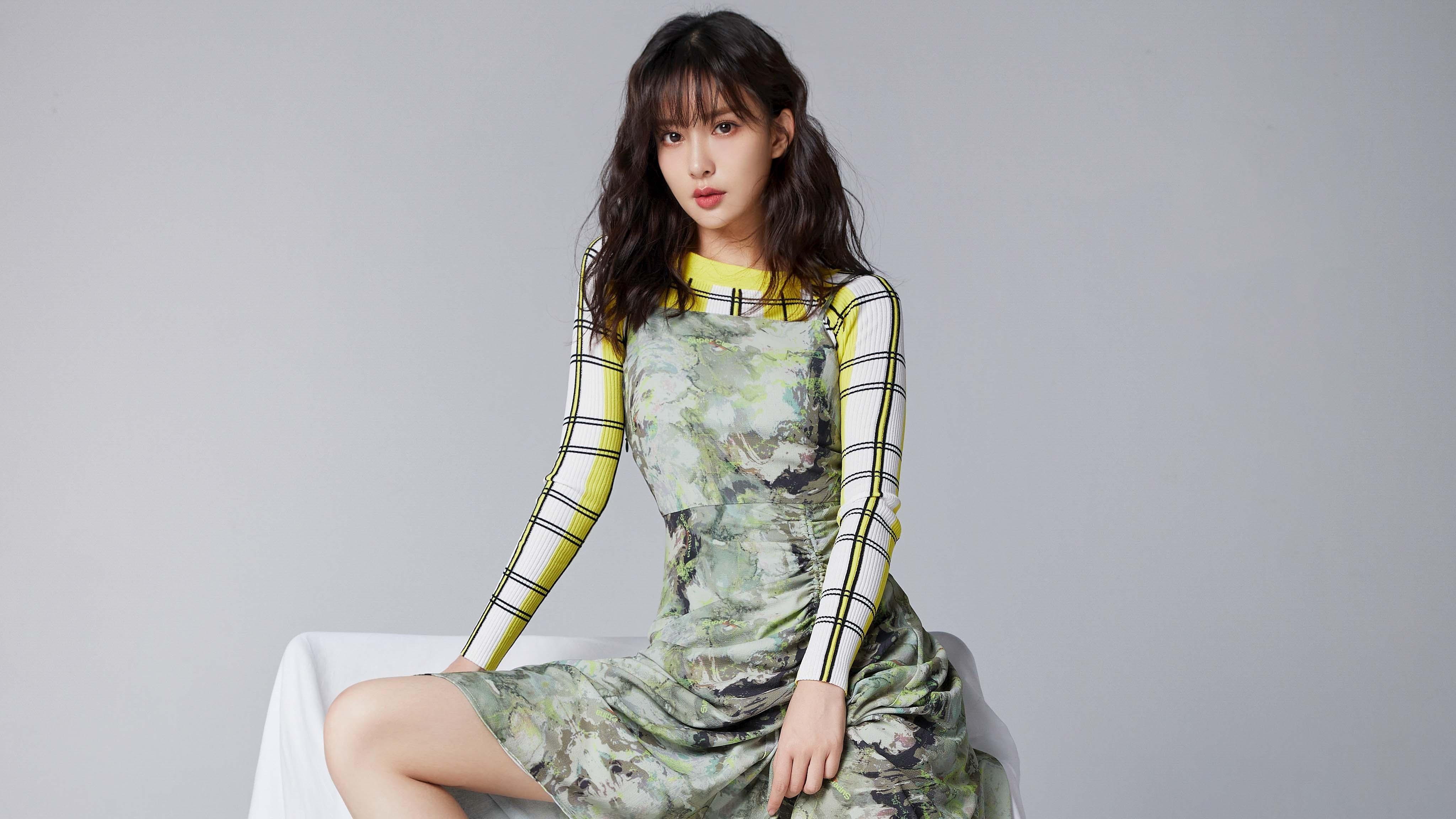 华体会app登入-国家队提升防守对位意识降低对手得分效率，防守队员面对对手,双脚以正常的跨立姿势着地